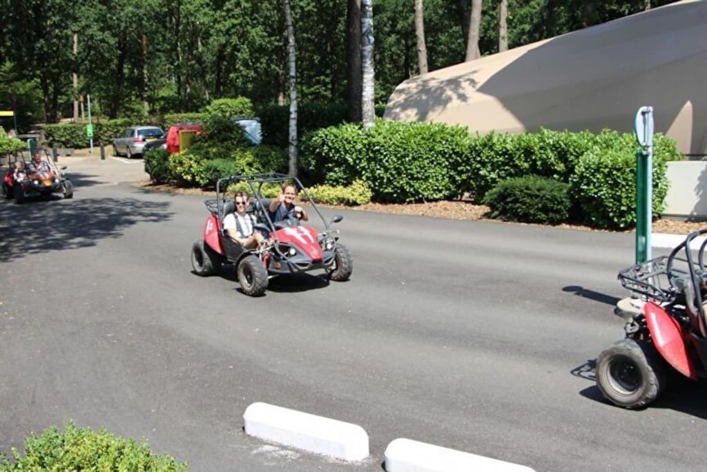 Te Huur: Leuke 4-Persoons Stacaravan Op Top Locatie! Hoenderloo Buitenkant foto